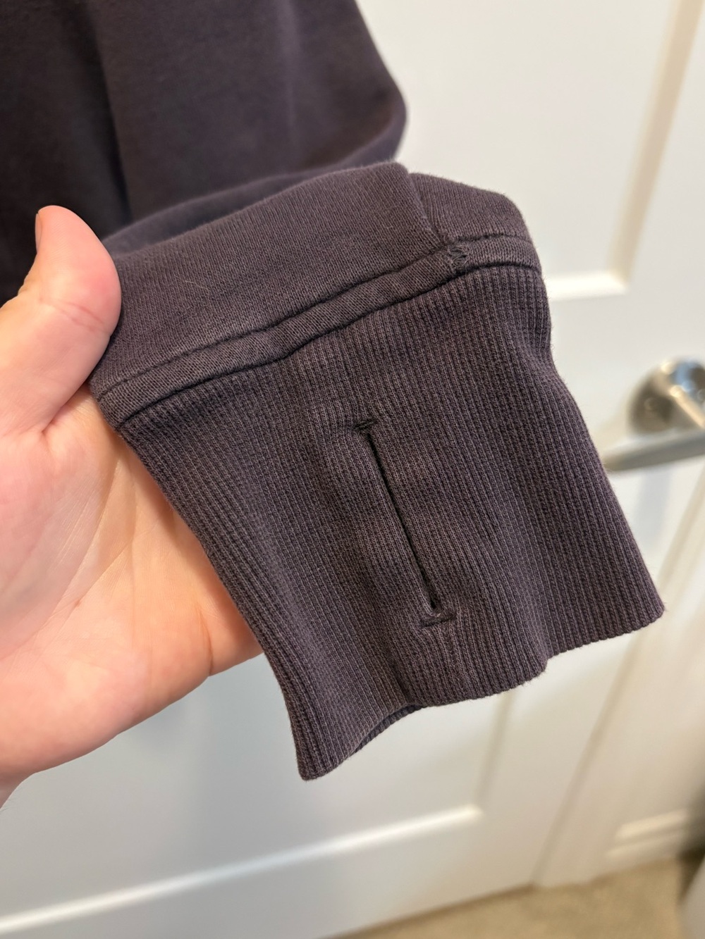 Lululemon Scuba Hoodie IV in black currant - Picture 5 of 7